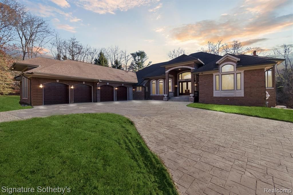 2140 33 Mile Road, Bruce, MI 48065