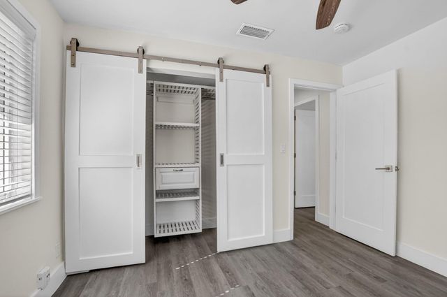 954 SE 7th St, Deerfield Beach, FL 33441