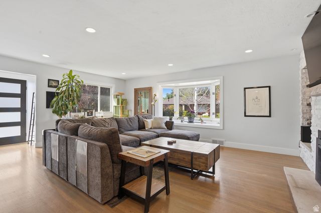 3657 S 2455 E, Salt Lake City, UT 84109
