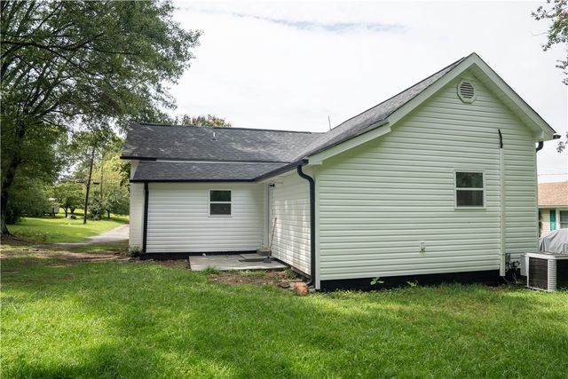 41 Gossnell Avenue, Inman, SC 29349