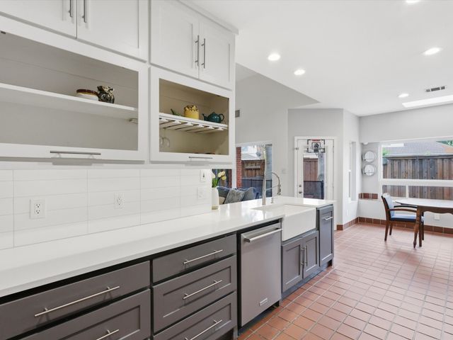 851 Chalfont Place, Coppell, TX 75019