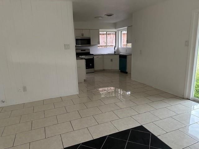 910 Oak Street, Houston, TX 77018