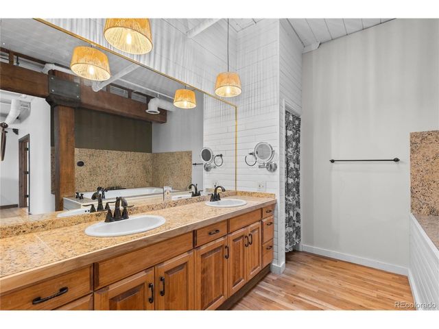 1940 Blake St 301, Denver, CO 80202