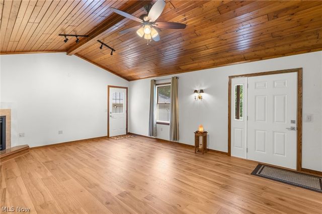 2855 Niles Vienna Road, Niles, OH 44446