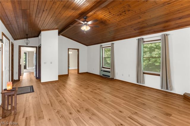 2855 Niles Vienna Road, Niles, OH 44446