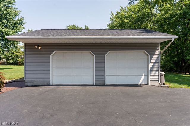 2855 Niles Vienna Road, Niles, OH 44446