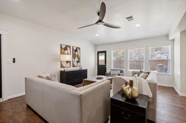 2008 Custer Parkway, Richardson, TX 75080