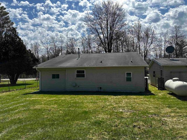 364 W Greenwood, Alger, MI 48610
