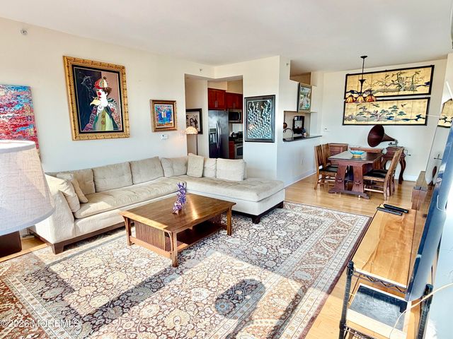 1 Spring Street 2204, New Brunswick, NJ 08901