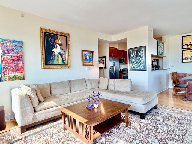 1 Spring Street 2204, New Brunswick, NJ 08901