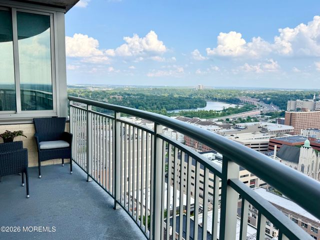 1 Spring Street 2204, New Brunswick, NJ 08901