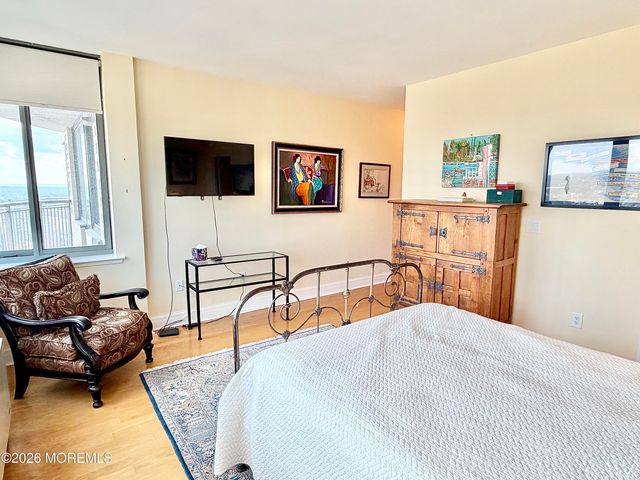 1 Spring Street 2204, New Brunswick, NJ 08901