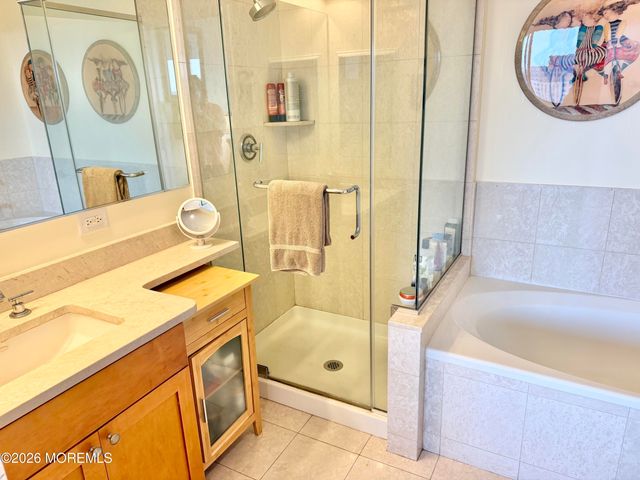 1 Spring Street 2204, New Brunswick, NJ 08901