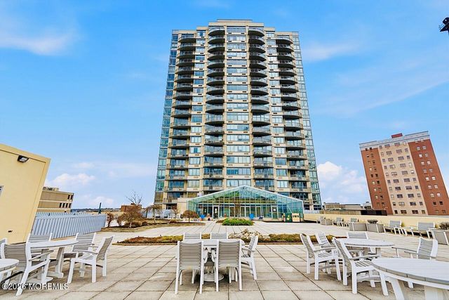 1 Spring Street 2204, New Brunswick, NJ 08901