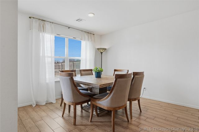 12216 N 130 Avenue, Collinsville, OK 74021