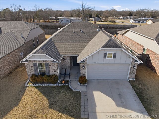 12216 N 130 Avenue, Collinsville, OK 74021