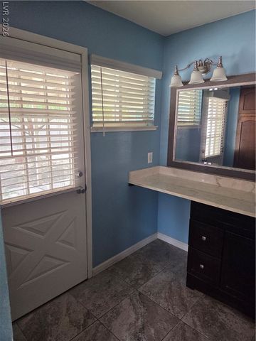 420 Huntly Road, Las Vegas, NV 89145