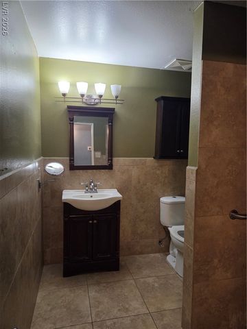 420 Huntly Road, Las Vegas, NV 89145