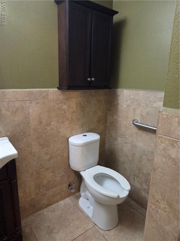 420 Huntly Road, Las Vegas, NV 89145