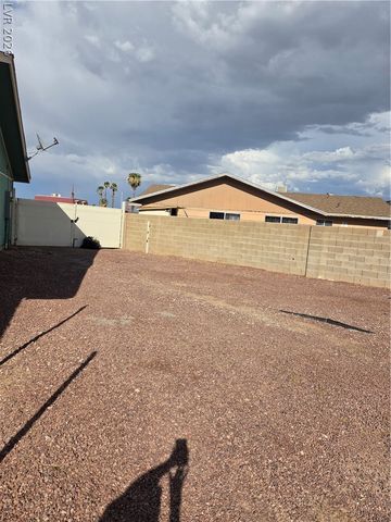 420 Huntly Road, Las Vegas, NV 89145