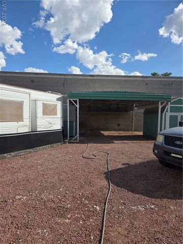 420 Huntly Road, Las Vegas, NV 89145