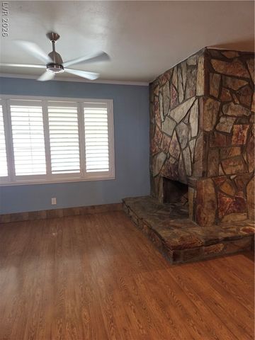 420 Huntly Road, Las Vegas, NV 89145