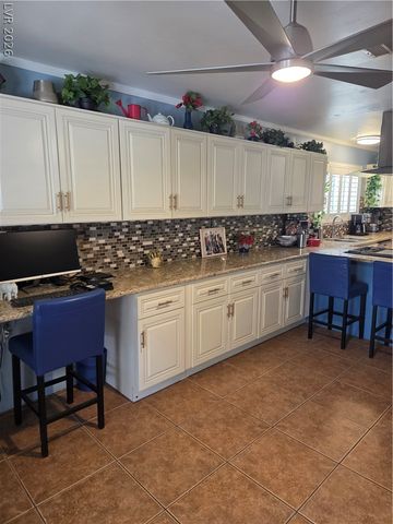 420 Huntly Road, Las Vegas, NV 89145