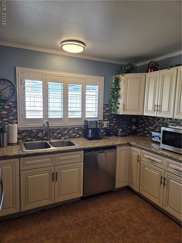 420 Huntly Road, Las Vegas, NV 89145