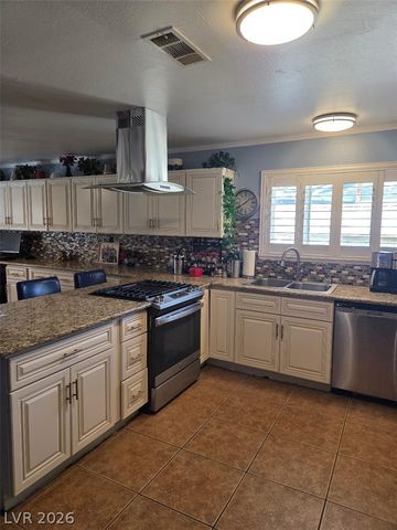 420 Huntly Road, Las Vegas, NV 89145