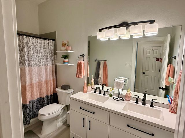 703 Fannin Lane, Mansfield, TX 76063