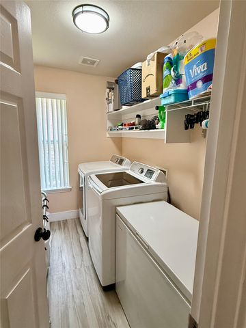 703 Fannin Lane, Mansfield, TX 76063