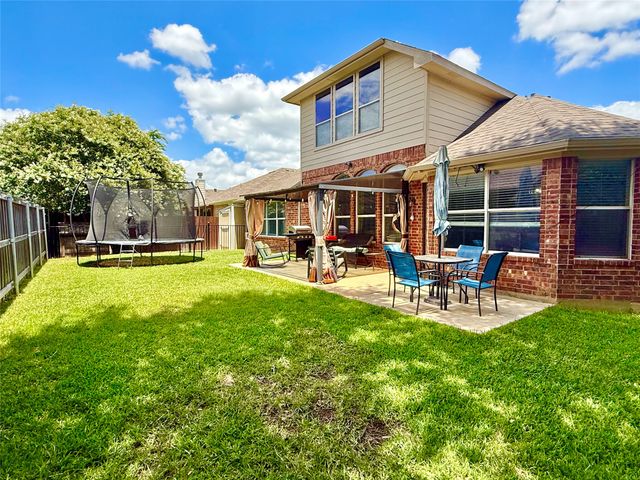 703 Fannin Lane, Mansfield, TX 76063