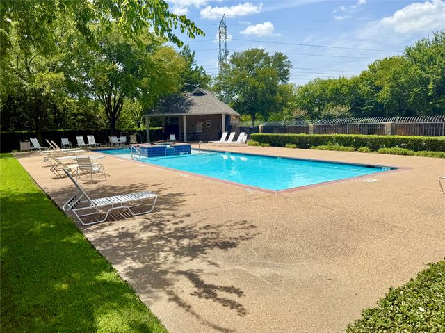 703 Fannin Lane, Mansfield, TX 76063
