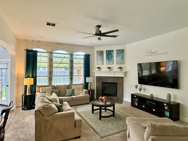 703 Fannin Lane, Mansfield, TX 76063