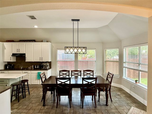 703 Fannin Lane, Mansfield, TX 76063