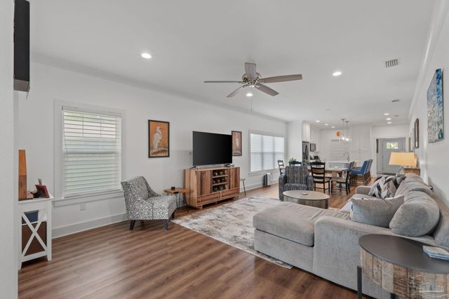 1511 E Fisher St, Pensacola, FL 32503