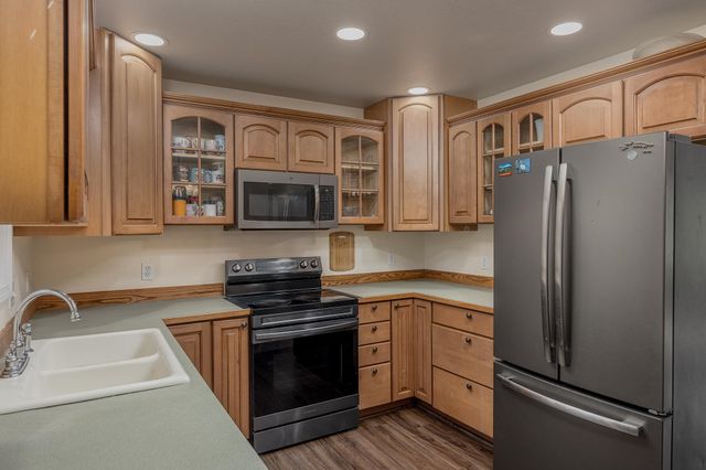 1839 JESSICA LOOP, North Pole, AK 99705