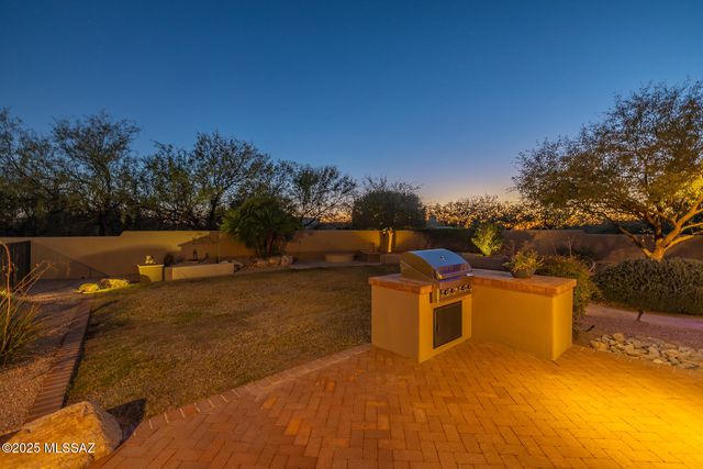 9886 E VERYL Place, Tucson, AZ 85749