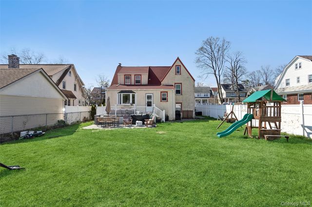 229 N Regent Street, Port Chester, NY 10573