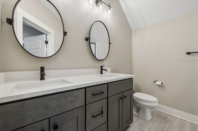 4900 Charles Dorris Rd, Springfield, TN 37172