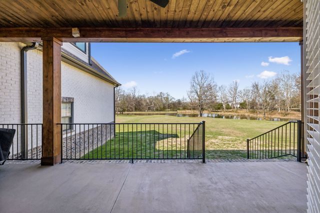 4900 Charles Dorris Rd, Springfield, TN 37172
