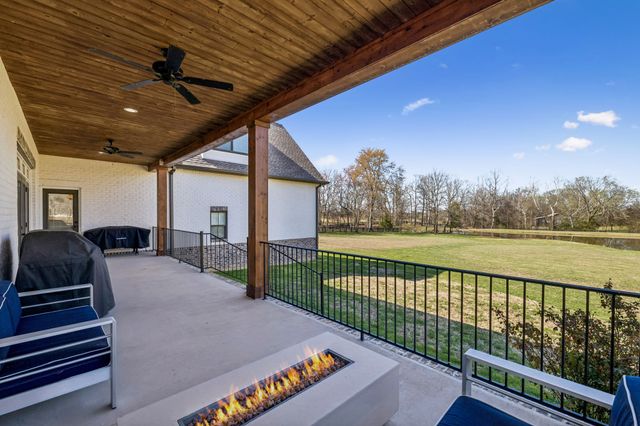 4900 Charles Dorris Rd, Springfield, TN 37172