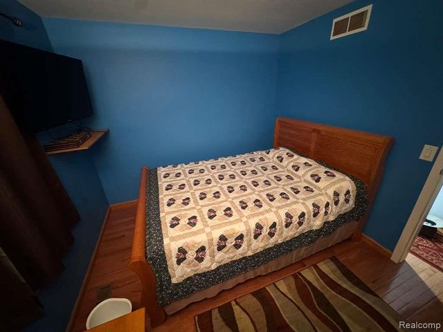 3426 Auburn Drive, Troy, MI 48083