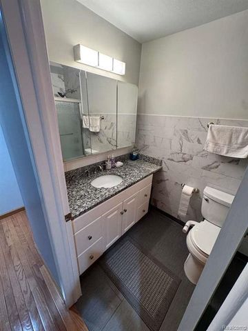 3426 Auburn Drive, Troy, MI 48083