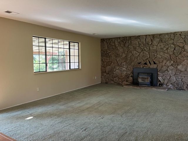 10747 Mount Vernon Rd, Auburn, CA 95603