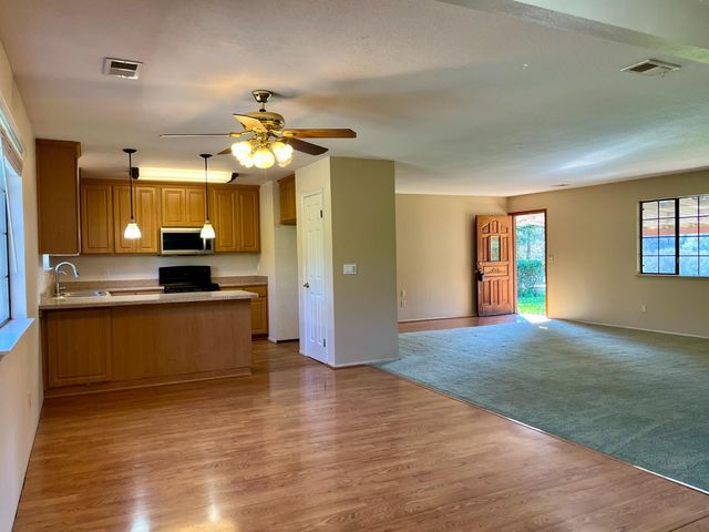 10747 Mount Vernon Rd, Auburn, CA 95603