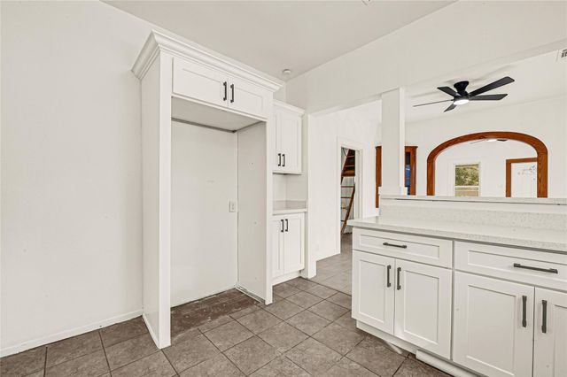 830 Ross St, La Marque, TX 77568