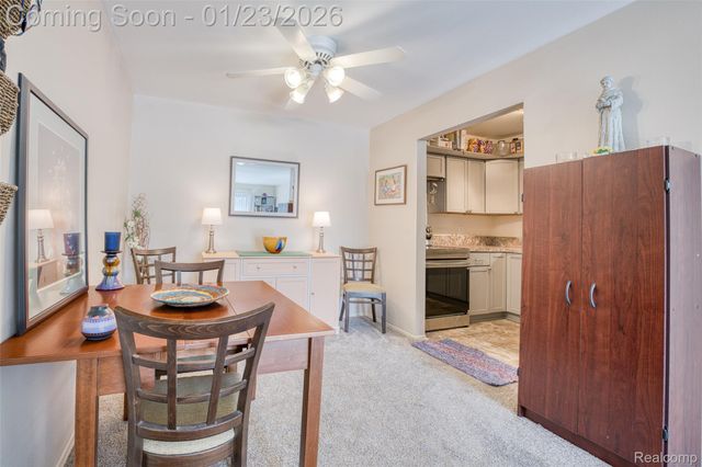 1850 Axtell Drive 2, Troy, MI 48084