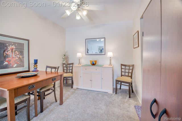 1850 Axtell Drive 2, Troy, MI 48084