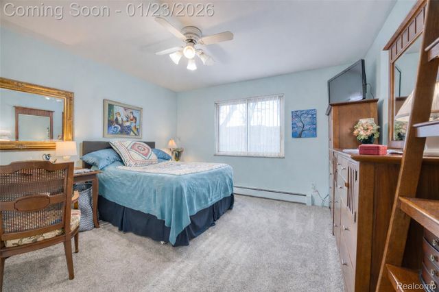 1850 Axtell Drive 2, Troy, MI 48084